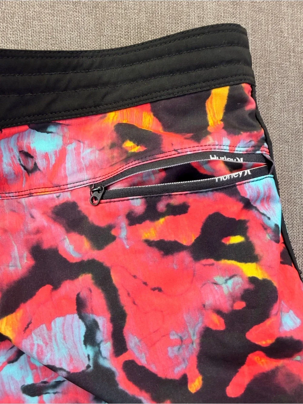 Hurley sig zane